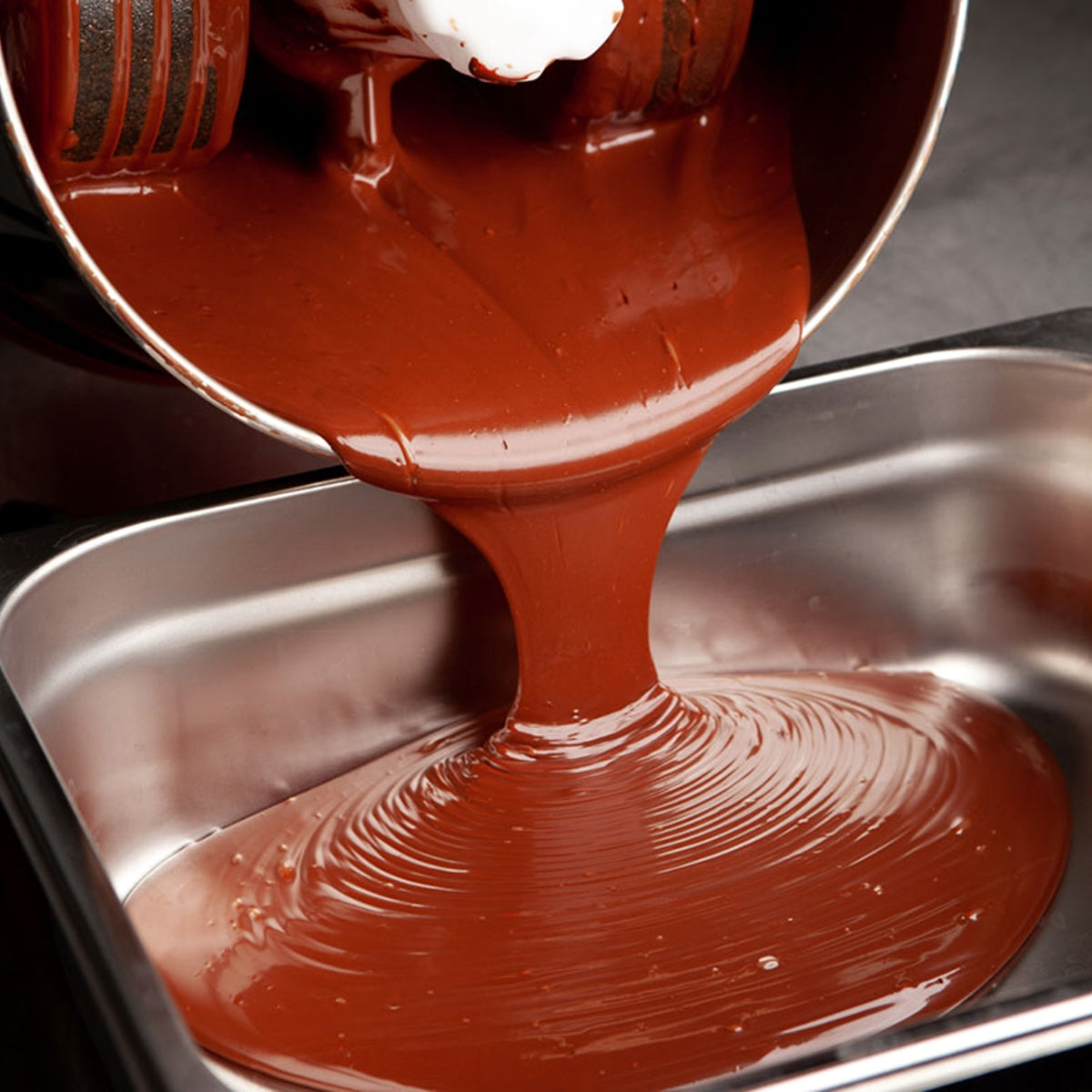 PREMIER COMPACT CHOCOLATE MELANGER 220 VOLT 11 LBS