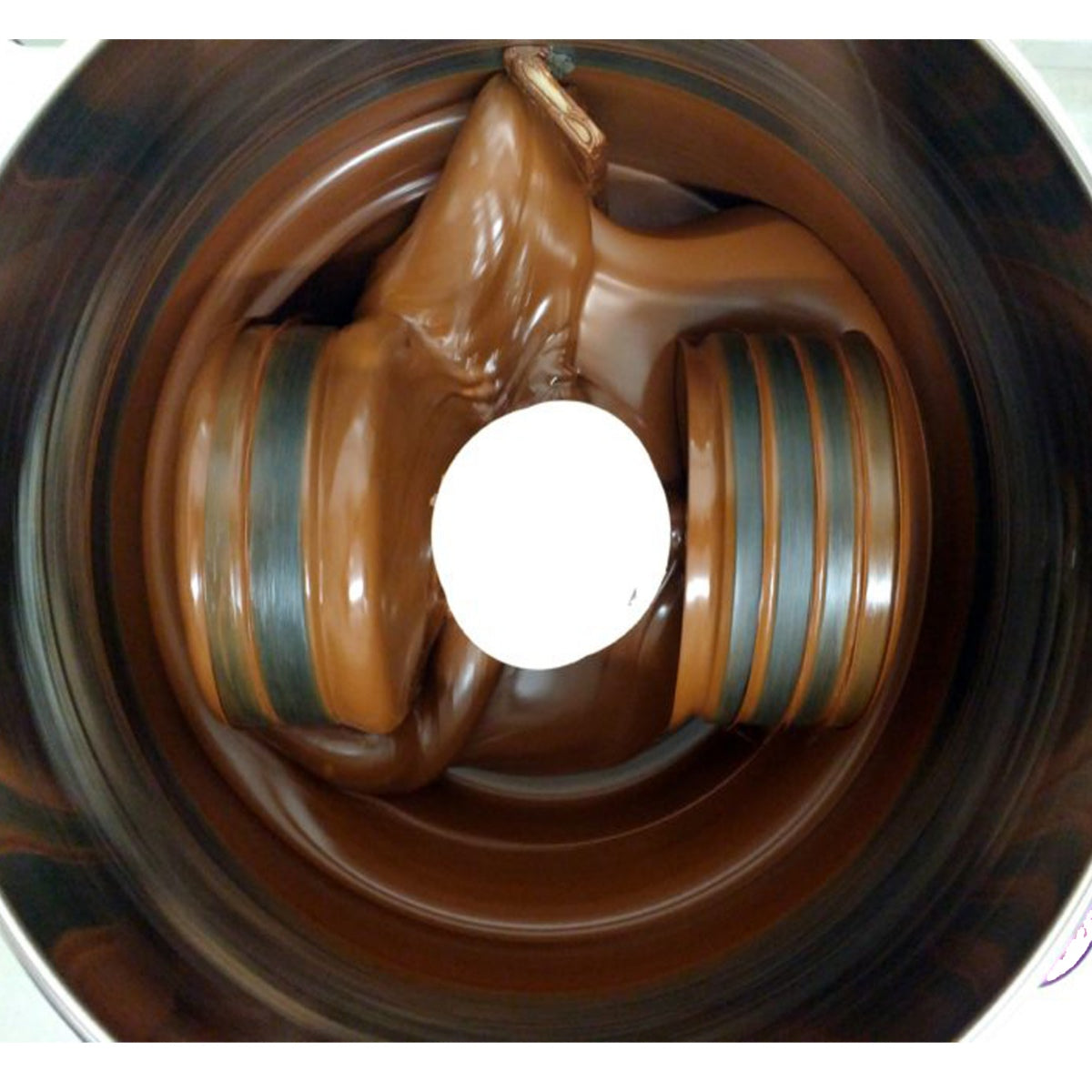 PREMIER COMPACT CHOCOLATE MELANGER 220 VOLT 11 LBS